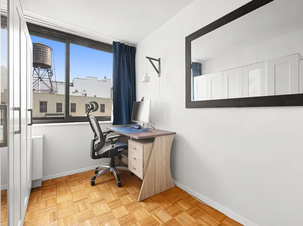 376 Broadway image 6 of 7