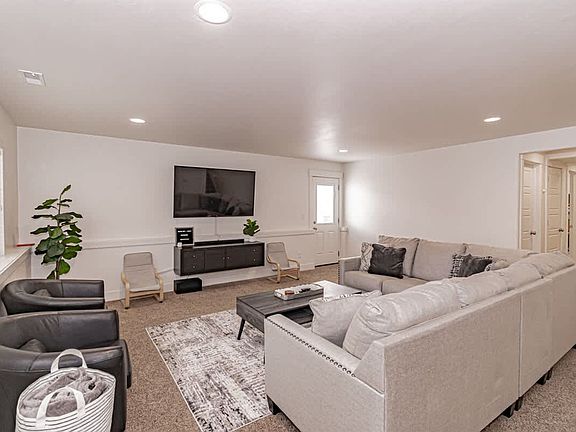 5th image of 1131 Adams Ct #Id1250658p