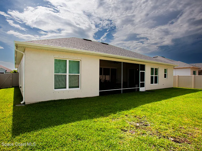 4305 Negal Cir — Photo 36
