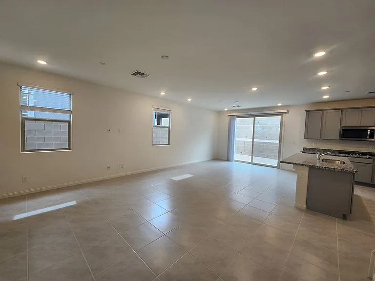 1553 Crowned Eagle St — Photo 14