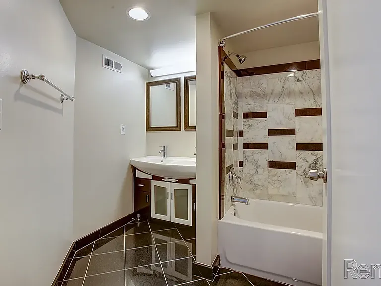 City View Lofts — Photo 21
