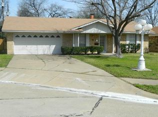 2520 Weathered Cir, Irving, TX 75062