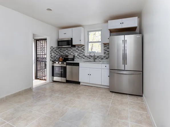 610 East 181st Street image 9 of 14