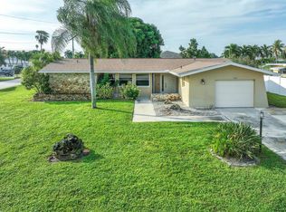 1814 Cornwallis Pkwy, Cape Coral, FL 33904