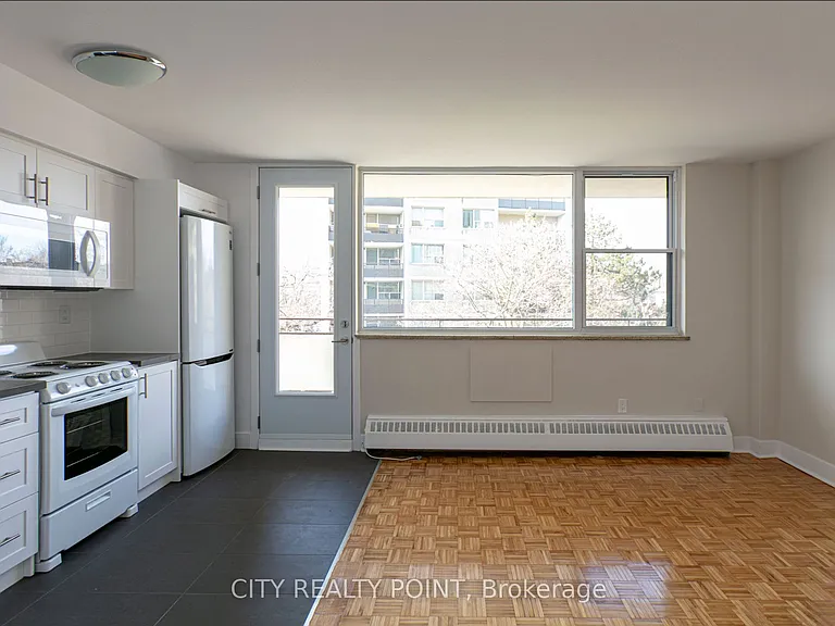 276 Saint George St #903 — Photo 2