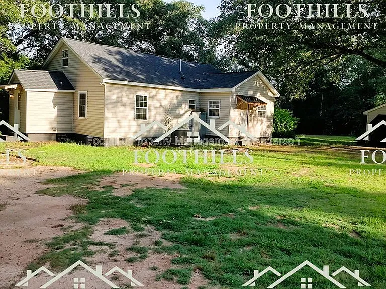 1905 Marett Rd — Photo 24