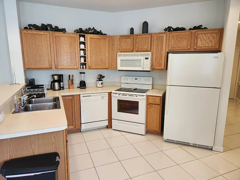 8913 Sandshot Ct #A — Photo 5