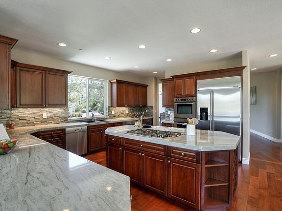 2nd image of 8585 Strawberry Ln