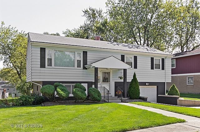 1st image of 3753 Crescent Dr