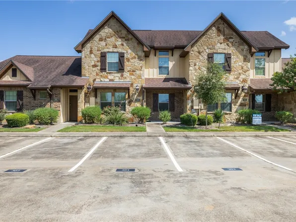 303 Capps Dr, College Station, TX 77845