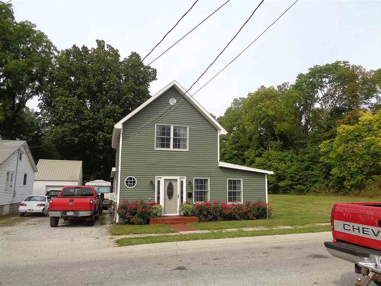 418 Grant St photo 1