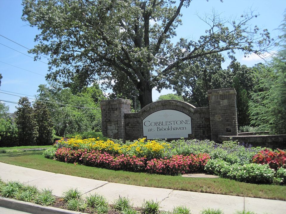 The most exclusive, gated townhouse community in Brookhaven!