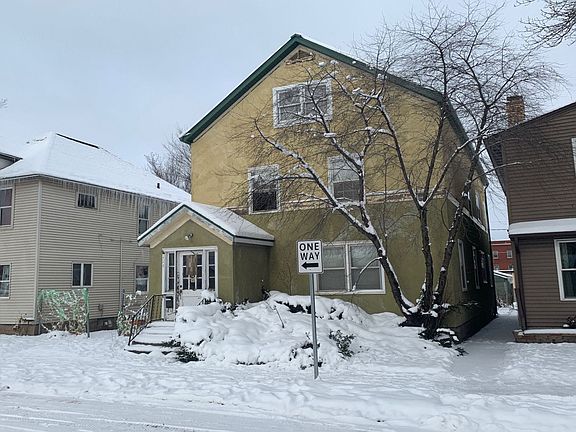 2nd image of 121 1st St S