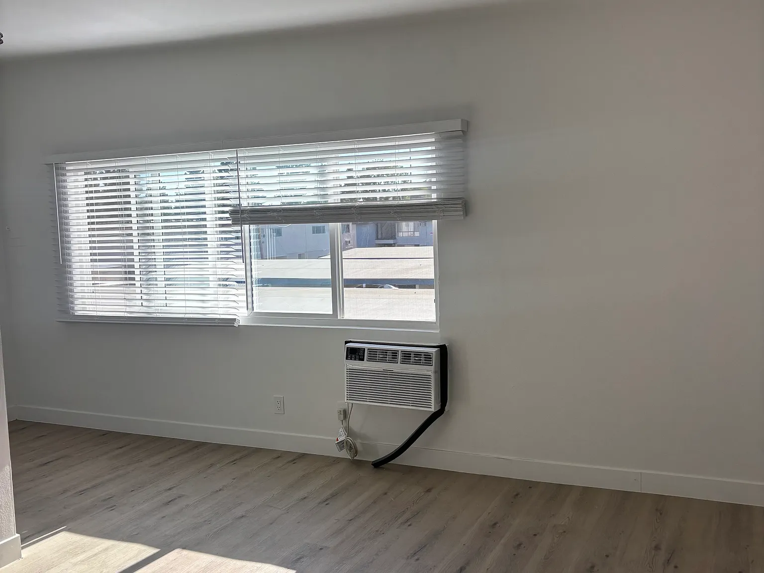 1 bed, 700 sqft, $1,795 — Photo 3