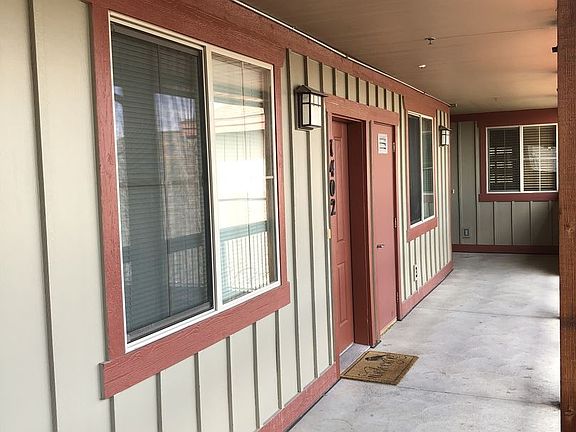 4th image of 5519 N Lillehammer Ln #1402