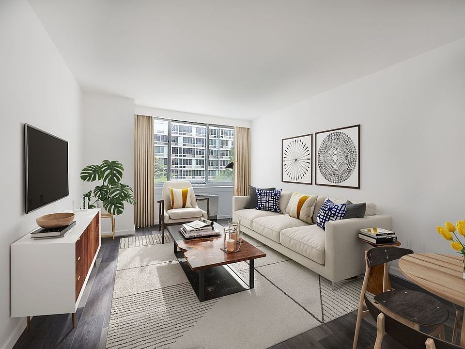 1st image of 229 Chrystie St APT 729