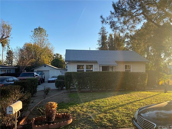 2nd image of 9317 La Grande St