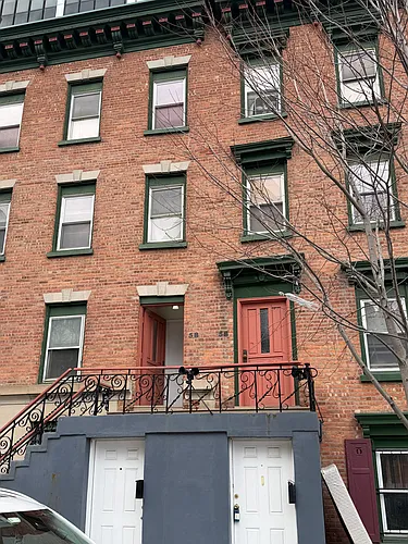 56 S Swan St Photo 1