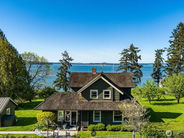 320 Rhodena Drive, Coupeville, WA 98239