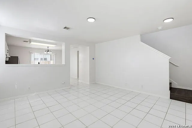 3 bed, 2.5 bath, 1446 sqft, $1,695 — Photo 3