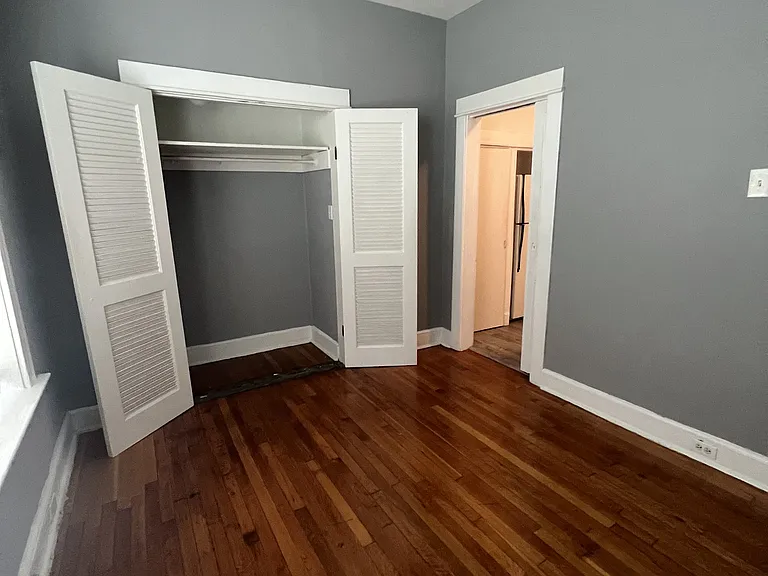 6041 Waterman Blvd — Photo 14