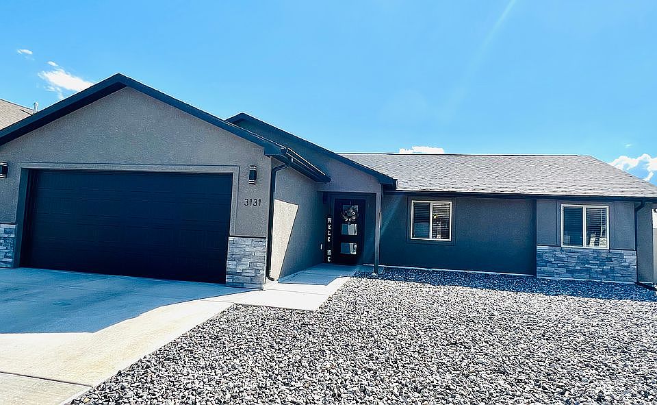 1st image of 3131 Grama Ave