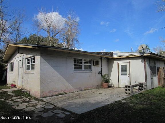 3rd image of 6718 Snow White Dr