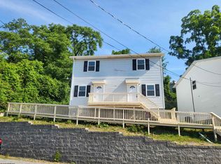 124 Lorentz St #B, Morgantown, WV 26505