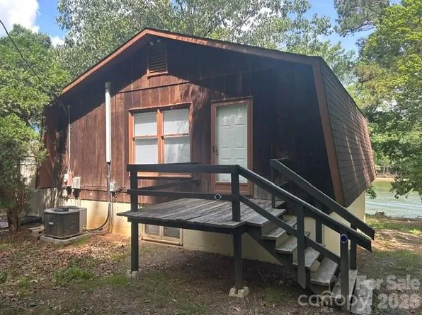 135 Panther Point Trl, Richfield, NC 28137