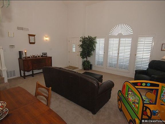 Formal living