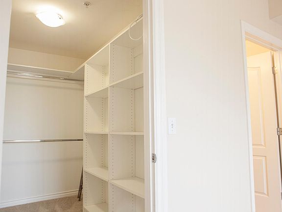 5th image of 3328 Oakhurst Ave APT 303