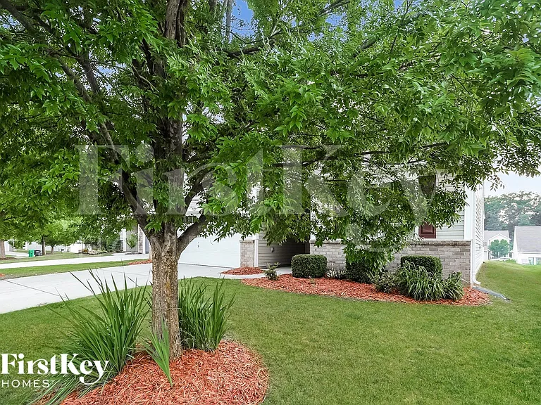 9026 Paddle Oak Rd — Photo 3