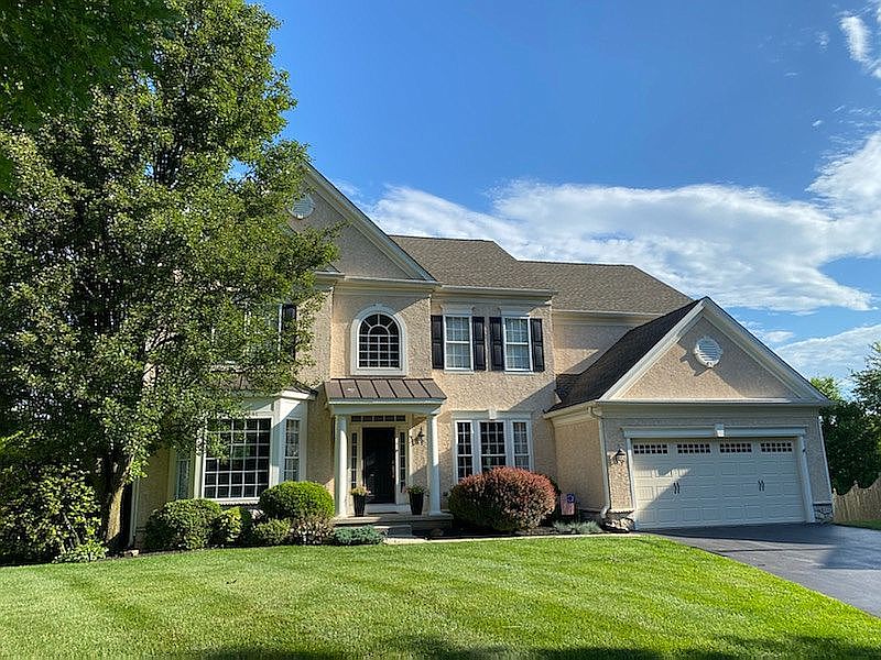 1st image of 223 Bayberry Dr