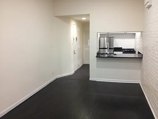 Sold by Big Apple NYC | media 2