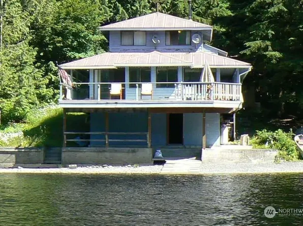 50637 Se N Lake Hancock Road, Snoqualmie, WA 98065