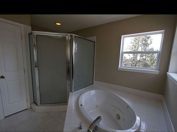 4th image of 112 Kenwood Dr