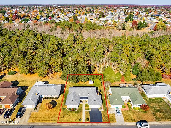 3rd image of 174 Fort De France Avenue
