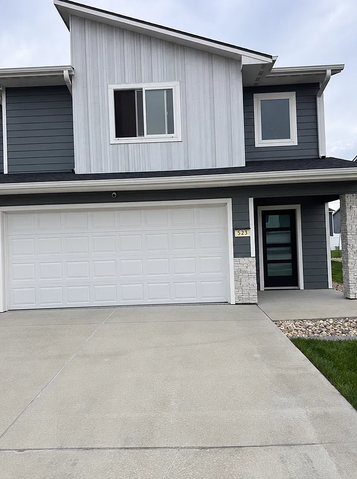 523 Harper Circle - 1 — Photo 1