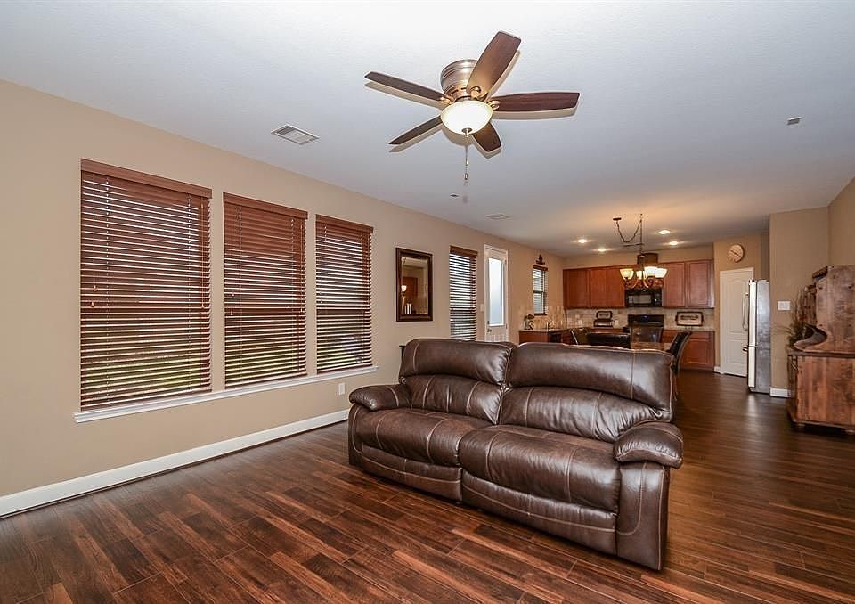 1st image of 24015 Buffalo Cove Ln
