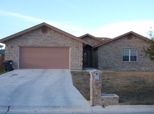 213 Ramon Cardenas Dr, Del Rio, TX 78840