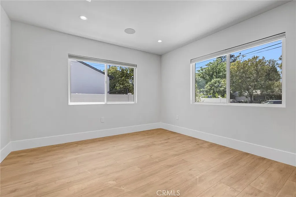 1 bed, 500 sqft, $2,295 — Photo 4