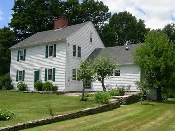 529 Rocky Hill Rd, Scituate, RI 02857