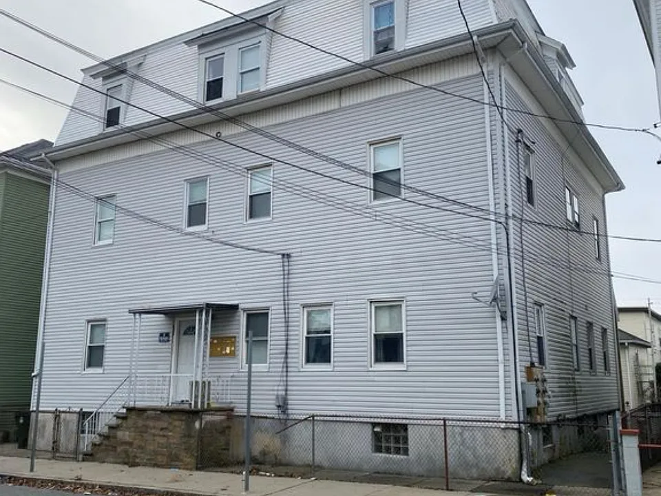 153 Jencks St #3