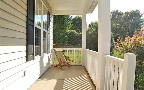 3 bed, 2.5 bath, 2072 sqft, $3,500 — Photo 4