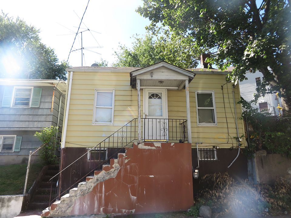 2nd image of 146 Atlantic St