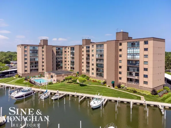 34432 Jefferson Ave APT 6, Harrison Township, MI 48045