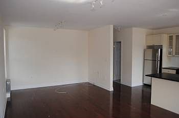 4th image of 68 Lafayette Ave APT 2