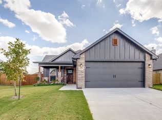 2104 Gabriel Dr, Sherman, TX 75092