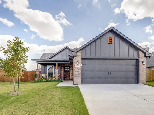 2104 Gabriel Dr, Sherman, TX 75092
