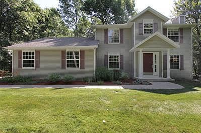 1st image of 9334 Dimick Dr NE